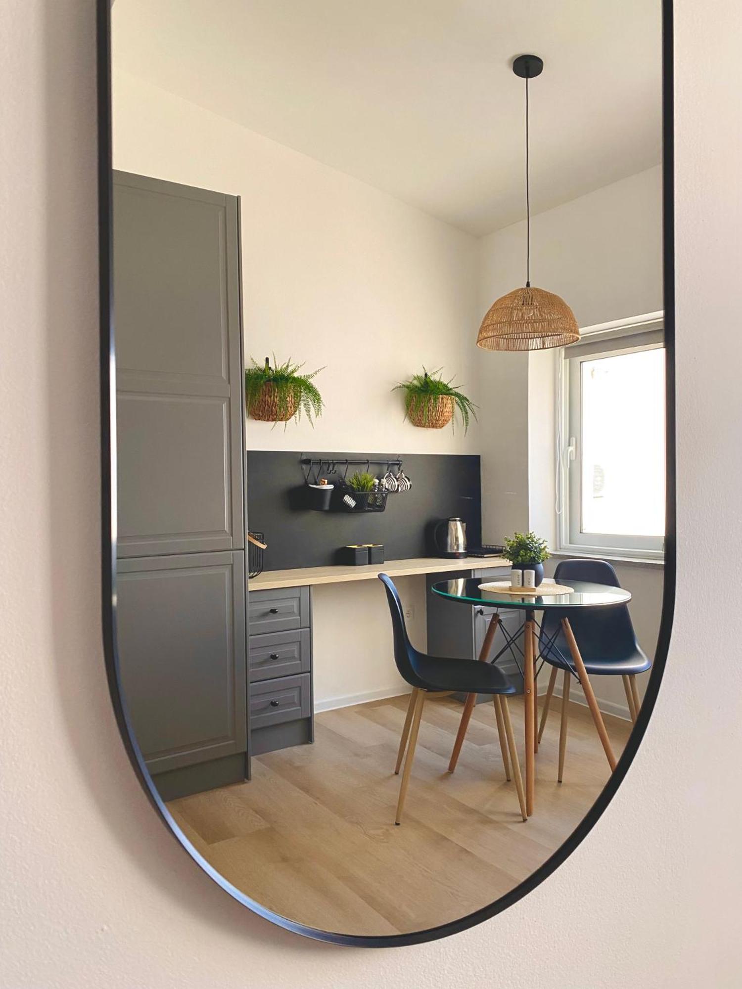 Apartment & Joy Of Life In