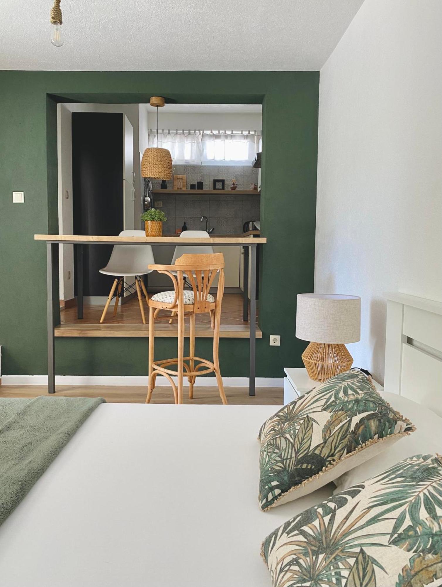& Joy Of Life In Apartament